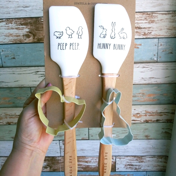 NWT Rae Dunn Easter Spoons Baking set - Picture 2 of 4